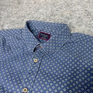 UNTUCKit Blue Patterned Casual Button Down Shirt